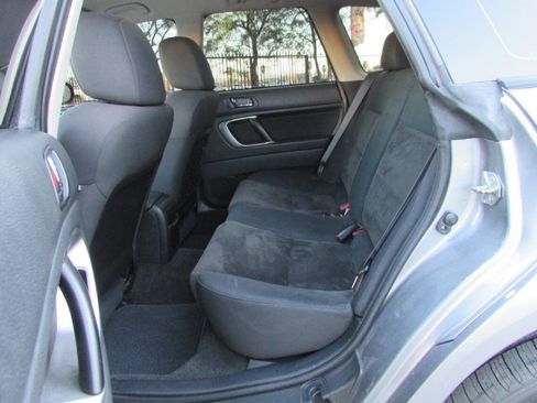 Used 2008 Subaru Outback 2.5i image 19