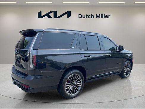 Used 2024 Cadillac Escalade V AWD/4WD image 4