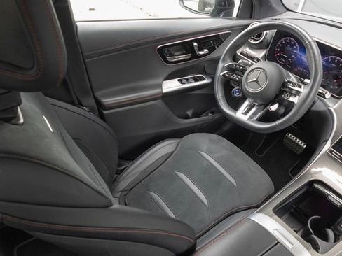 Certified 2025 Mercedes-Benz GLC 43 AMG 4MATIC image 18