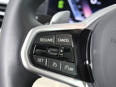 Used 2025 BMW 330i xDrive Sedan image 15