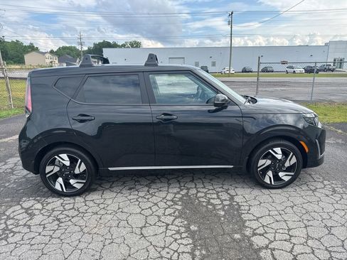 Used 2025 Kia Soul GT-Line FWD image 3
