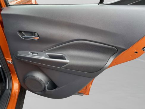 Used 2024 Nissan Kicks SV image 22