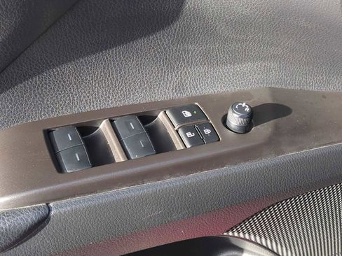 Used 2024 Toyota Camry SE image 21