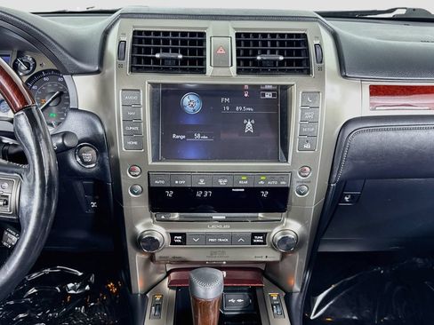 Used 2016 Lexus GX 460 Luxury w/ Preferred Accessory Package AWD/4WD image 15