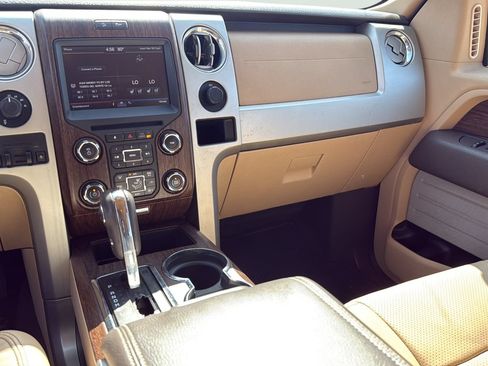 Used 2014 Ford F150 Lariat w/ Lariat Chrome Package AWD/4WD image 18
