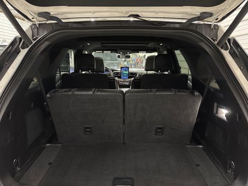 Used 2020 Ford Explorer ST w/ ST Street Pack image 36