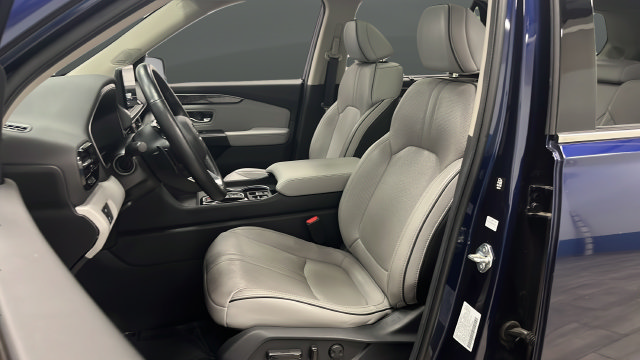 Used 2024 Honda Pilot Elite image 9
