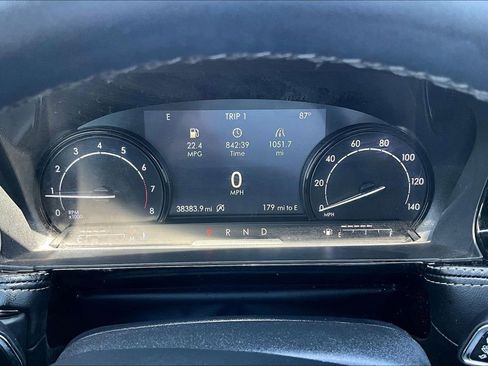Used 2022 Lincoln Corsair FWD w/ Equipment Group 101A image 14