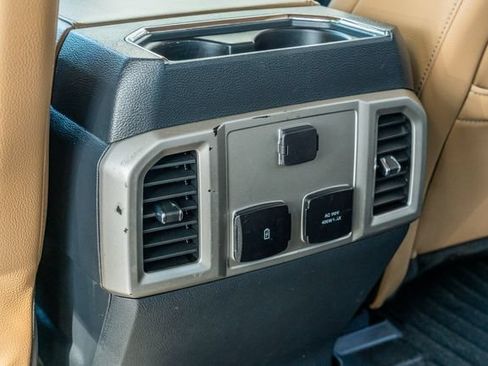 Used 2022 Ford F250 Lariat w/ Lariat Value Package AWD/4WD image 37