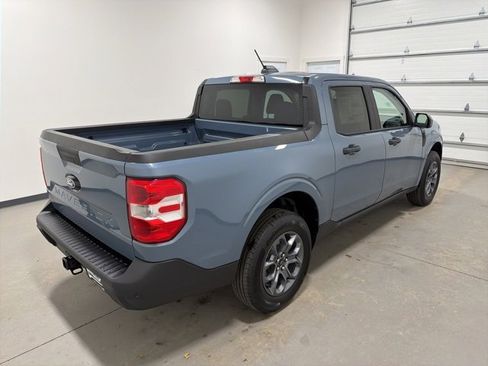 New 2025 Ford Maverick XLT w/ XLT Luxury Package image 4