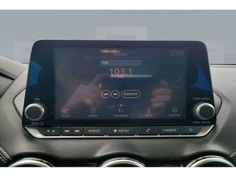 Used 2020 Nissan Sentra SV image 12