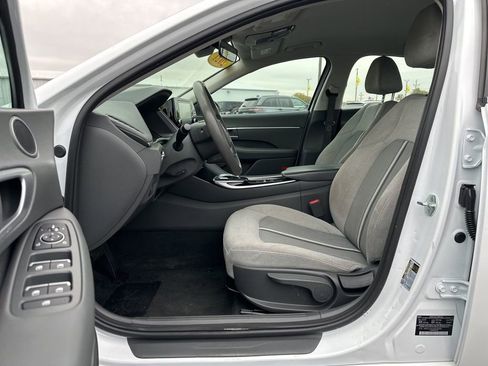 Used 2021 Hyundai Sonata SE image 8