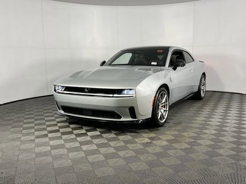 Used 2025 Dodge Charger R/T Scat Pack w/ Track Pack image 10