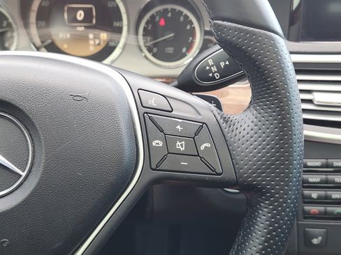 Used 2012 Mercedes-Benz E 350 4MATIC Sedan image 30