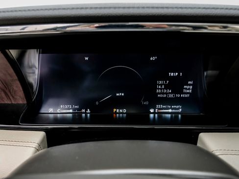 Used 2021 Lincoln Navigator Reserve image 18