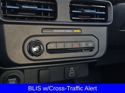 Used 2025 Ford Maverick XLT w/ XLT Luxury Package AWD/4WD image 18