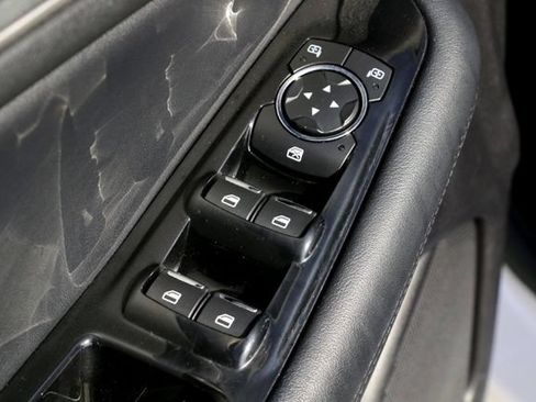 Used 2019 Ford Edge SEL w/ Equipment Group 201A FWD image 22