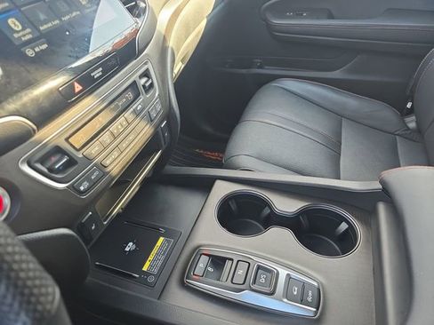 Used 2024 Honda Passport TrailSport image 25