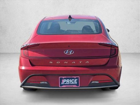 Used 2021 Hyundai Sonata SE w/ Preferred Accessory Package image 7