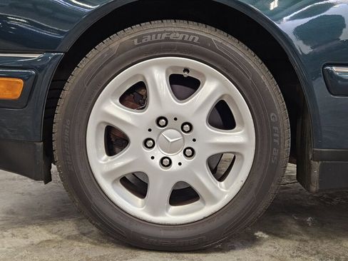 Used 1998 Mercedes-Benz E 320 Sedan image 20