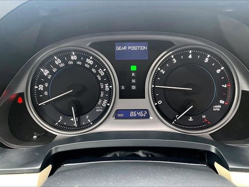 Used 2010 Lexus IS 250 image 18
