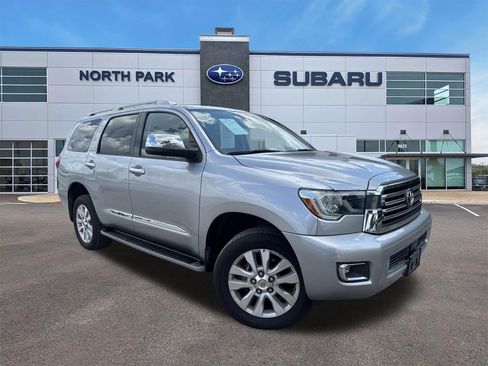 Used 2018 Toyota Sequoia Platinum AWD/4WD image 1