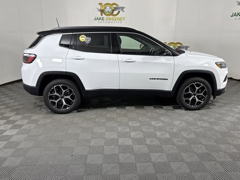 New 2026 Jeep Compass Limited image 8