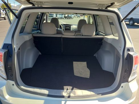 Used 2012 Subaru Forester 2.5X Premium w/ All-Weather Pkg AWD/4WD image 34