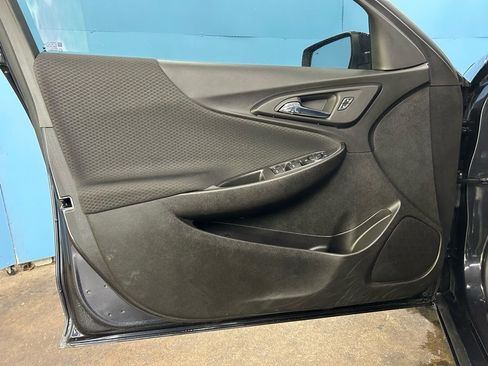 Used 2023 Chevrolet Malibu LS w/ Driver Confidence Package image 32