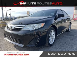 Used 2014 Toyota Camry XLE w/ Leather Package image 1