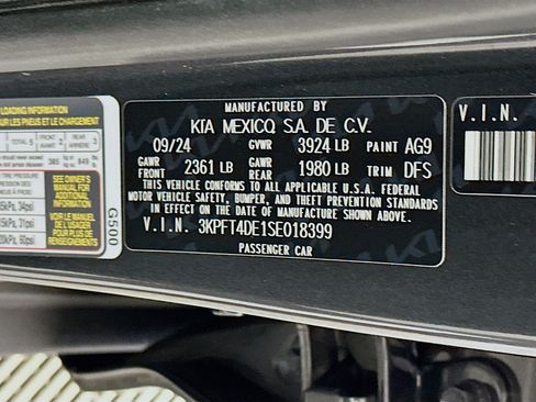 Used 2025 Kia K4 LXS image 12