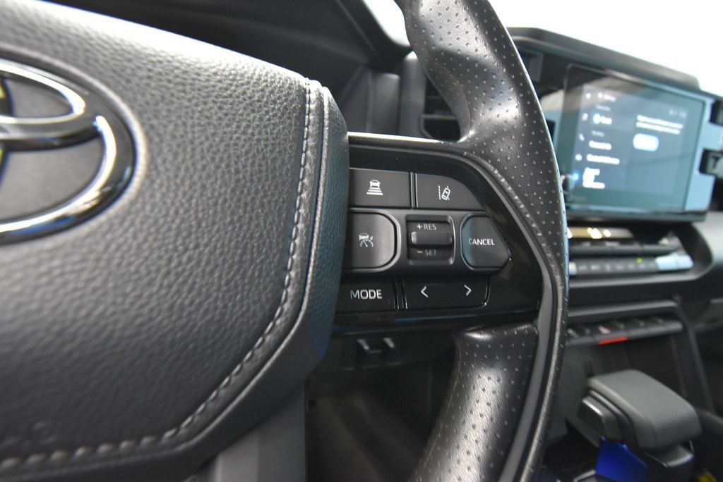 Used 2023 Toyota Tundra SR5 w/ SR5 Convenience Package AWD/4WD image 12