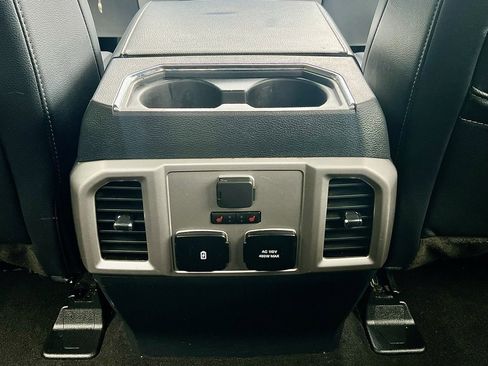 Used 2022 Ford F250 Lariat image 43