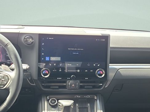 Used 2024 Lexus GX 550 image 21