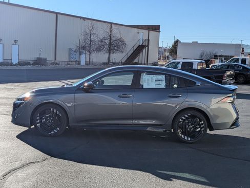 New 2026 Nissan Sentra SR image 10