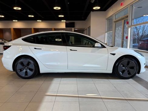 Used 2023 Tesla Model 3 Standard Range image 15