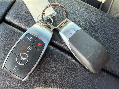 Used 2020 Mercedes-Benz GLE 350 GLE 350 image 34