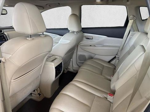 Used 2015 Nissan Murano Platinum w/ Platinum Technology Package FWD image 10