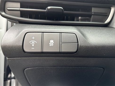 New 2026 Hyundai Elantra Sport image 25