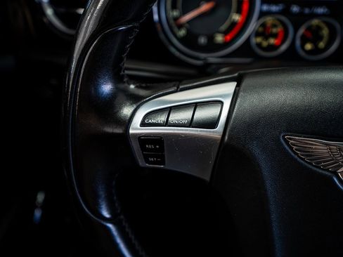 Used 2015 Bentley Flying Spur V8 image 40