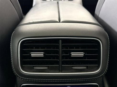 Used 2023 Mercedes-Benz GLE 53 AMG 4MATIC image 34