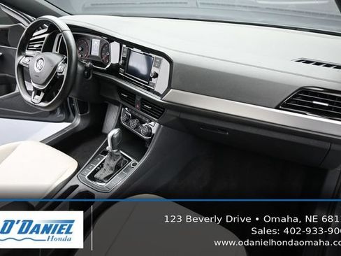Used 2019 Volkswagen Jetta R-Line FWD image 41