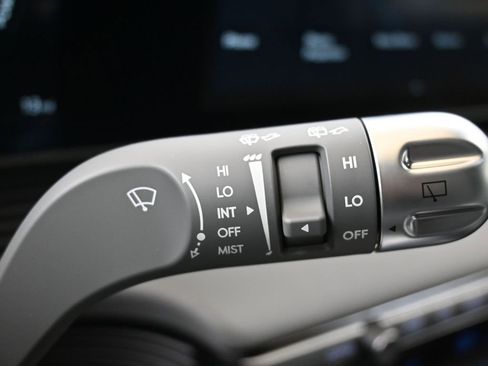 New 2025 Hyundai Ioniq 5 SEL image 30