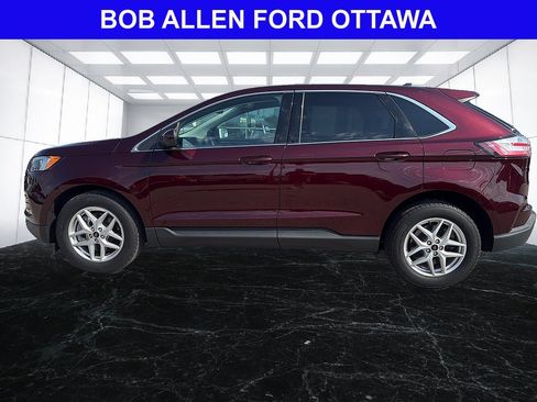 Used 2023 Ford Edge SEL w/ Convenience Package AWD/4WD image 2