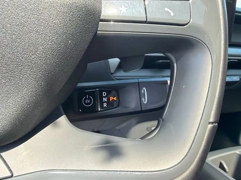 Used 2024 Kia EV9 Wind AWD/4WD image 26