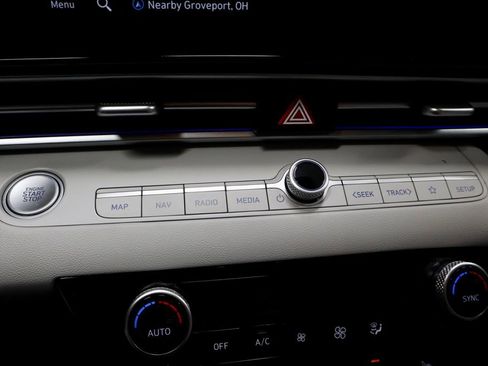 Certified 2025 Hyundai Elantra Limited w/ Cargo Package image 37