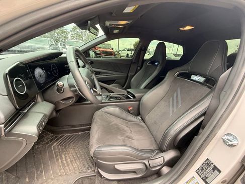 Used 2025 Hyundai Elantra N FWD image 14
