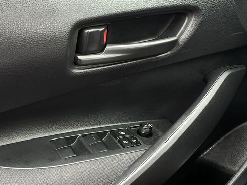 Used 2024 Toyota Corolla LE FWD image 21