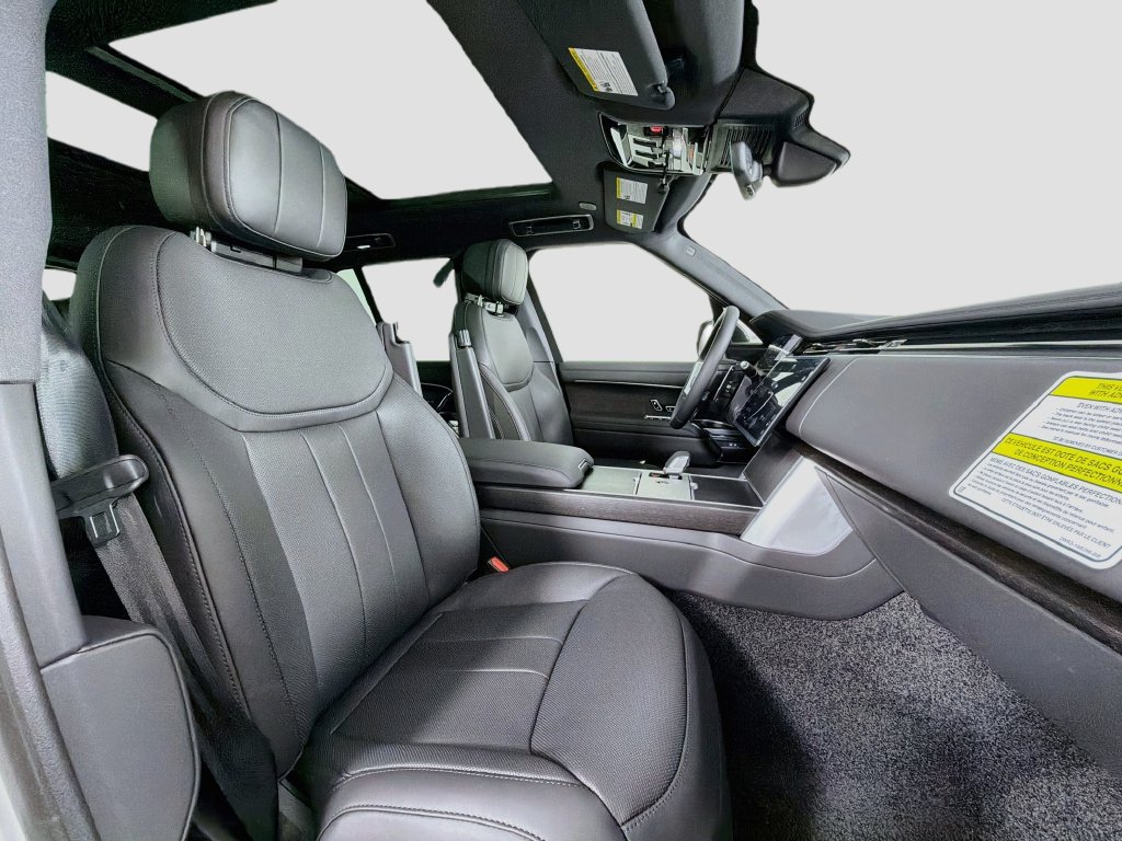 New 2026 Land Rover Range Rover SE AWD/4WD image 30