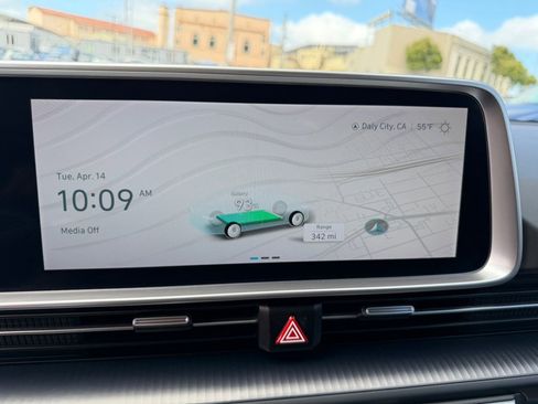 Used 2024 Hyundai Ioniq 6 SE image 25